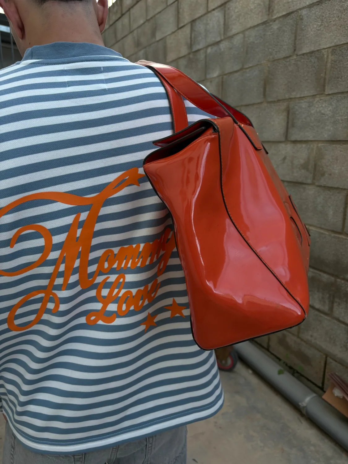 Bolso y sudadera de Mommyslove